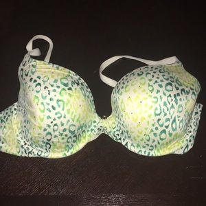 Victoria’s Secret bra